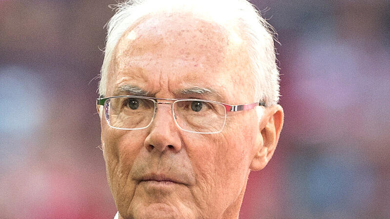 Franz Anton Beckenbauer là một cựu cầu thủ và huấn luyện viên bóng đá người Đức.